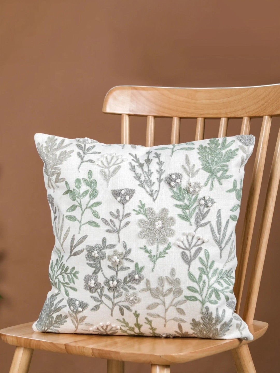 

Nestasia Off White & Green Floral Cotton Square Cushion Covers