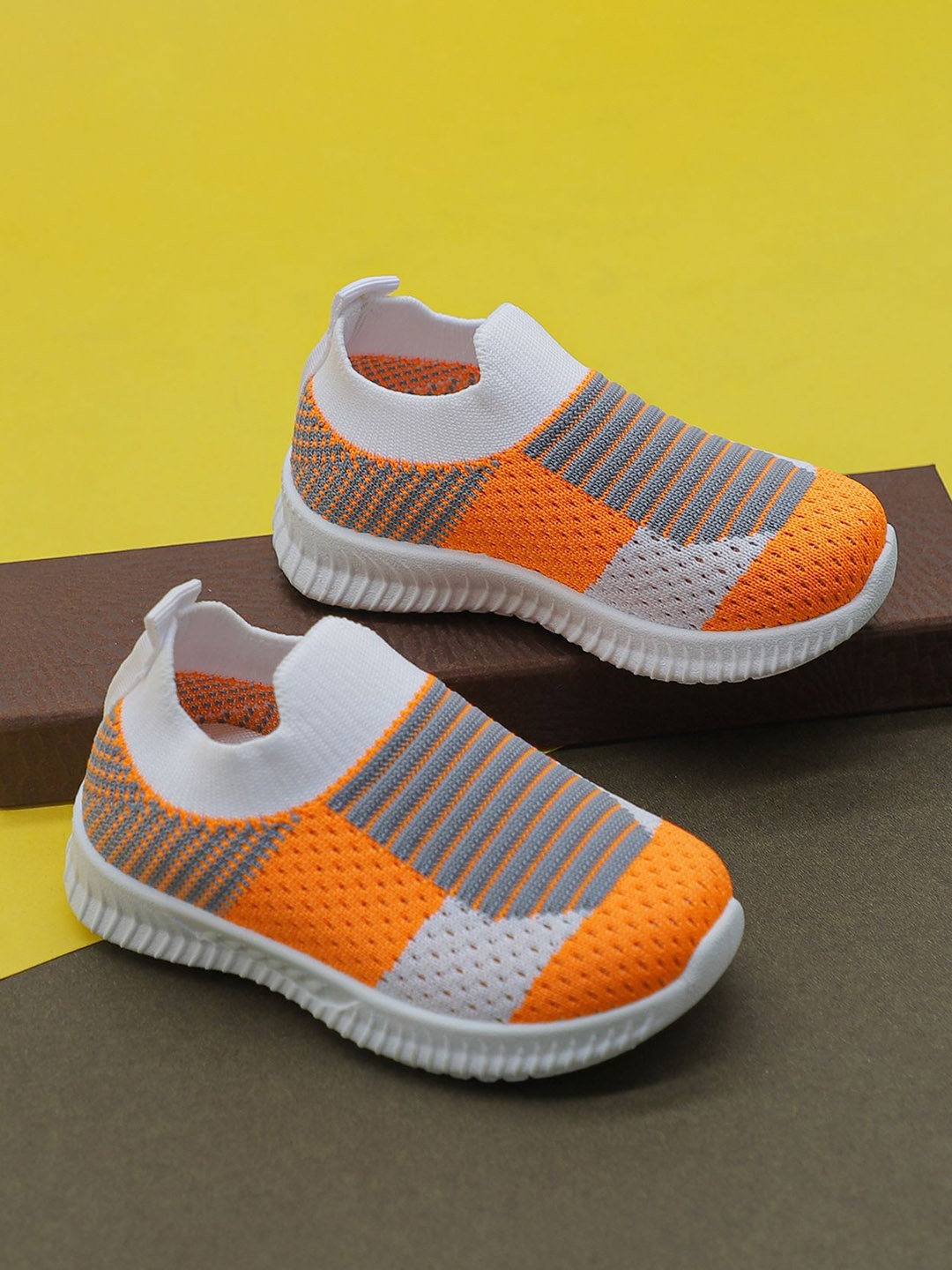 

BAESD Unisex Kids Woven Design Slip-On Sneakers, Orange