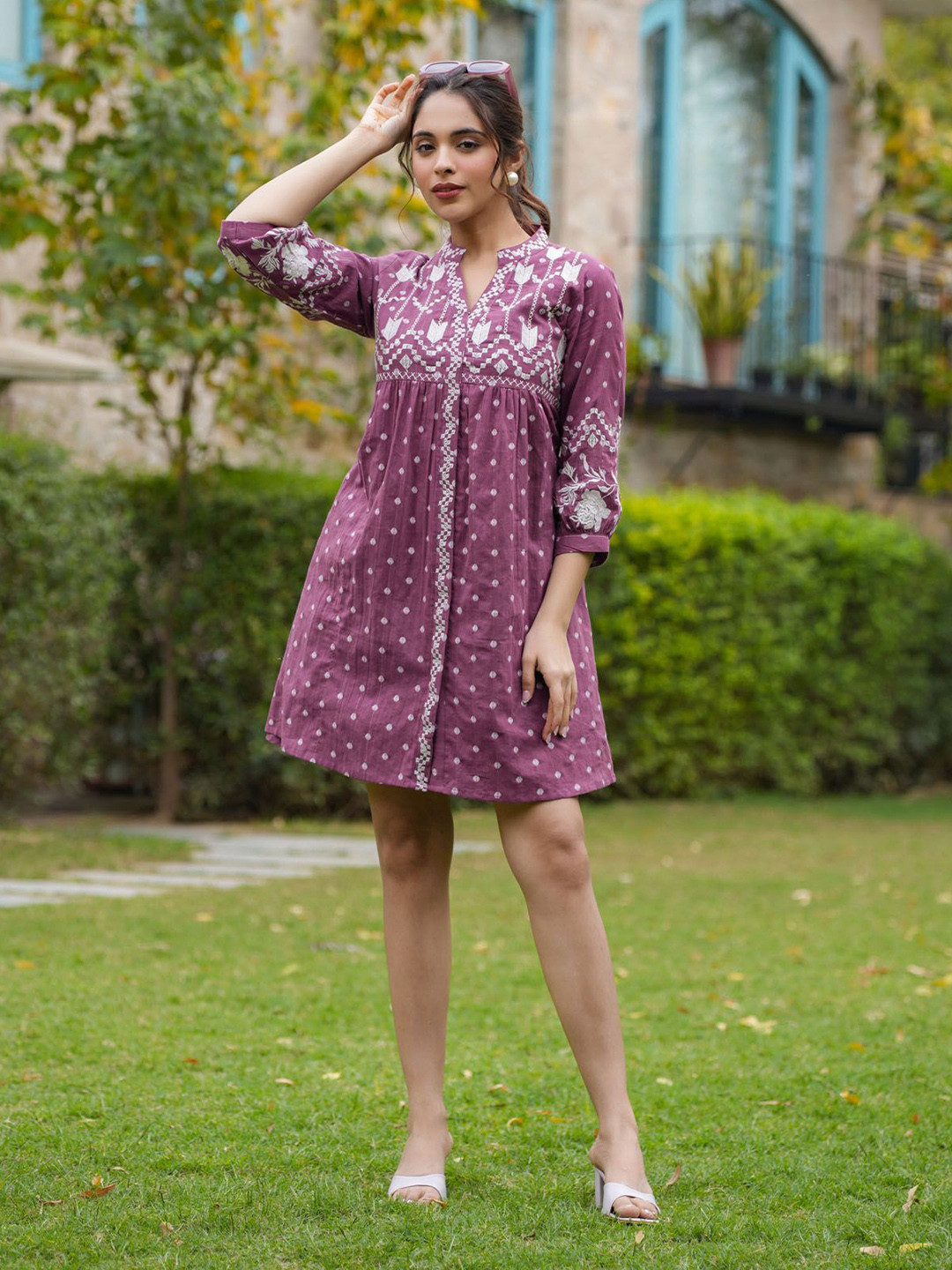 

FASHION DWARMandarine Collar Puff Sleeve Ethnic Embroidered Mini Dress, Purple