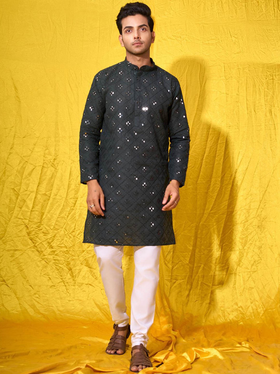 

Fashion FRICKS Men Dyed Thread Work Anarkali Kurta, Green