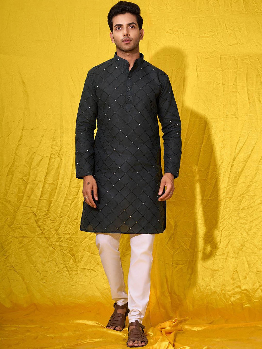 

Fashion FRICKS Men Anarkali Kurta, Green