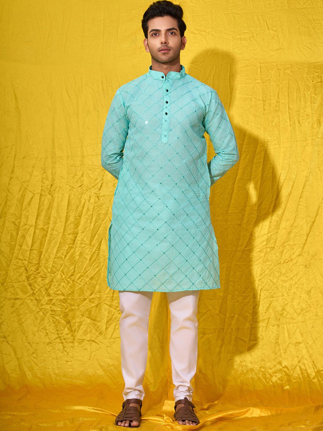 

Fashion FRICKS Men Geometric Anarkali Kurta, Sea green