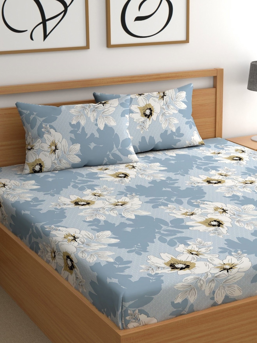 

CHHAVI INDIA Blue & White Floral Microfiber 210 TC Queen Bedsheet With 2 Pillow Covers