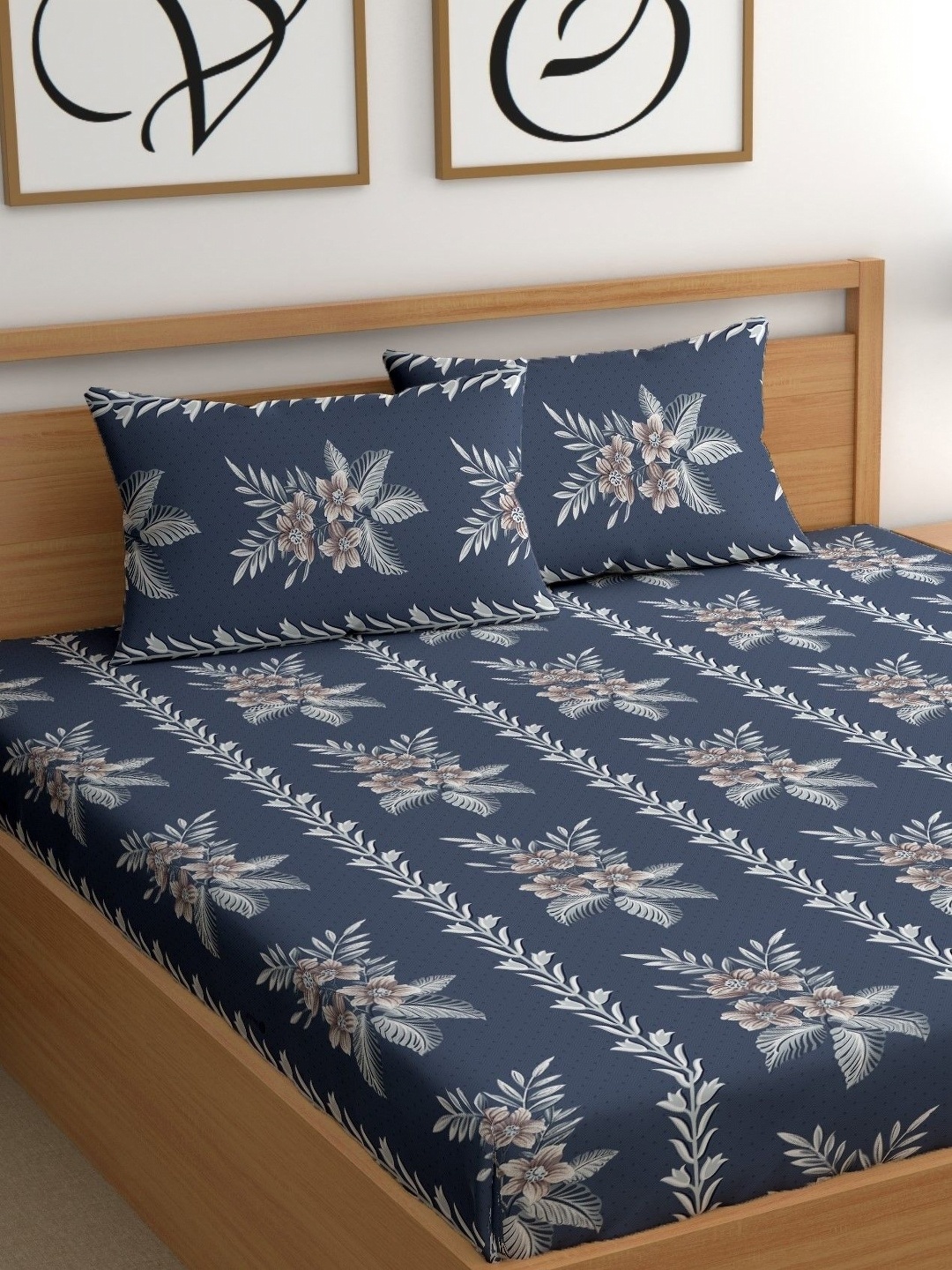 

CHHAVI INDIA Blue & White Floral Microfiber 210 TC Queen Bedsheet With 2 Pillow Covers