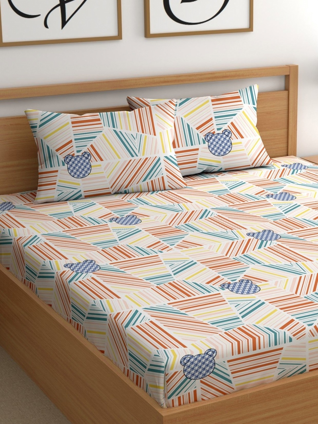 

CHHAVI INDIA Orange & Blue Geometric Microfiber 210 TC Queen Bedsheet With 2 Pillow Covers