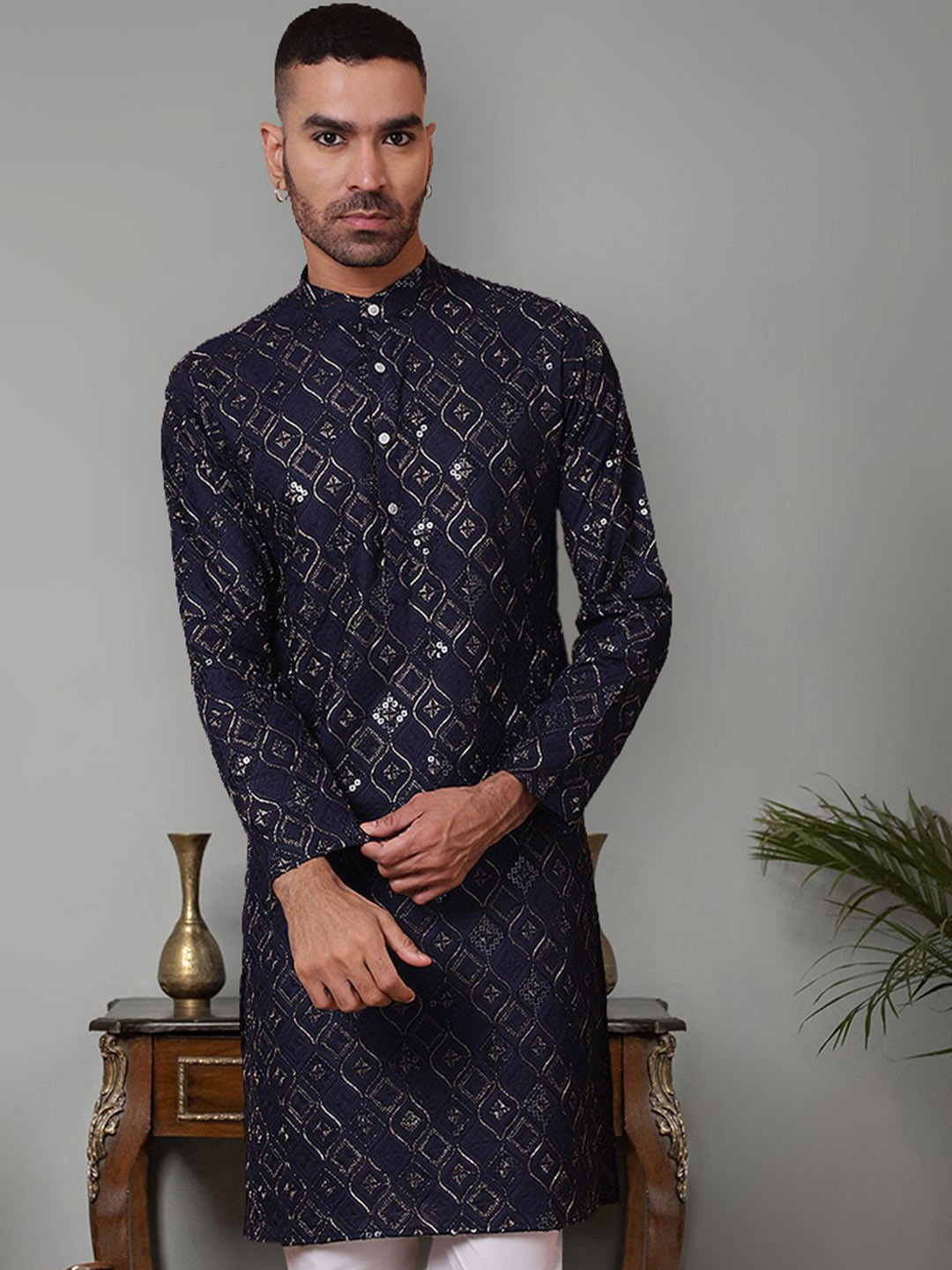 

Jompers Men Geometric Thread Work Kurta, Navy blue