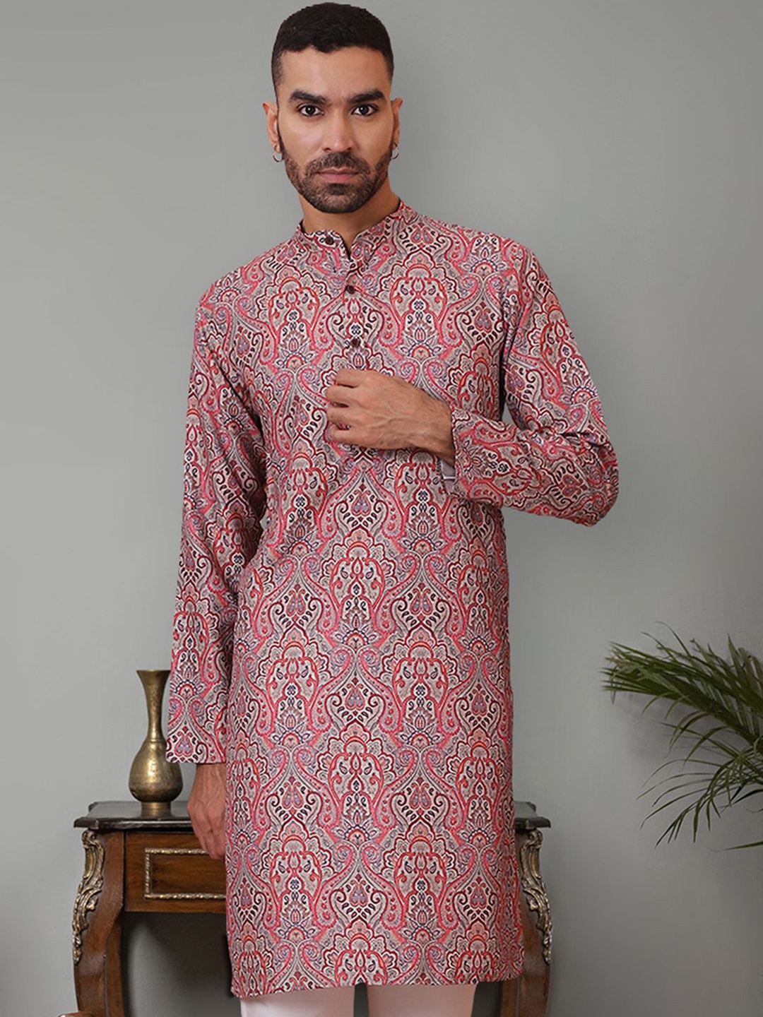 

Jompers Men Geometric Printed Kurta, Red