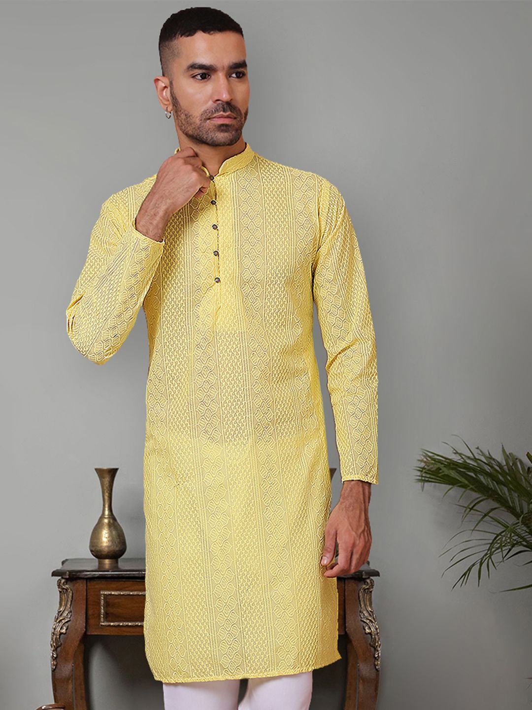 

Jompers Men Thread Work Kurta, Yellow