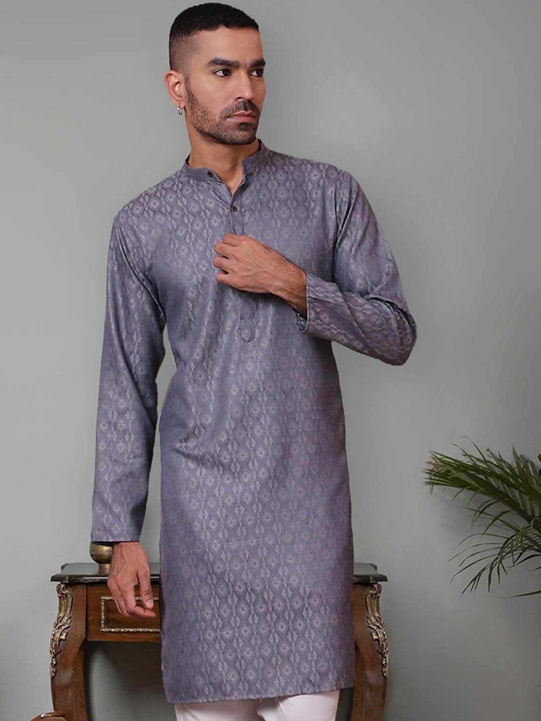 

Jompers Men Thread Work Kurta, Grey