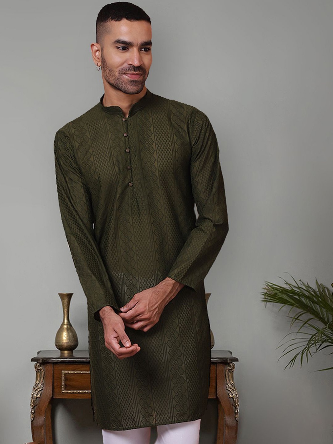 Jompers Men Flared Sleeves Thread Work Pathani Kurta, Olive
