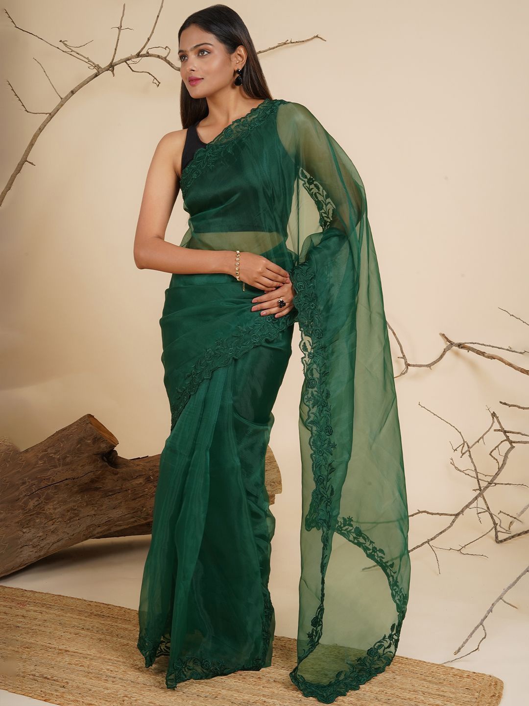 

TEEJH Embroidered Organza Saree, Green