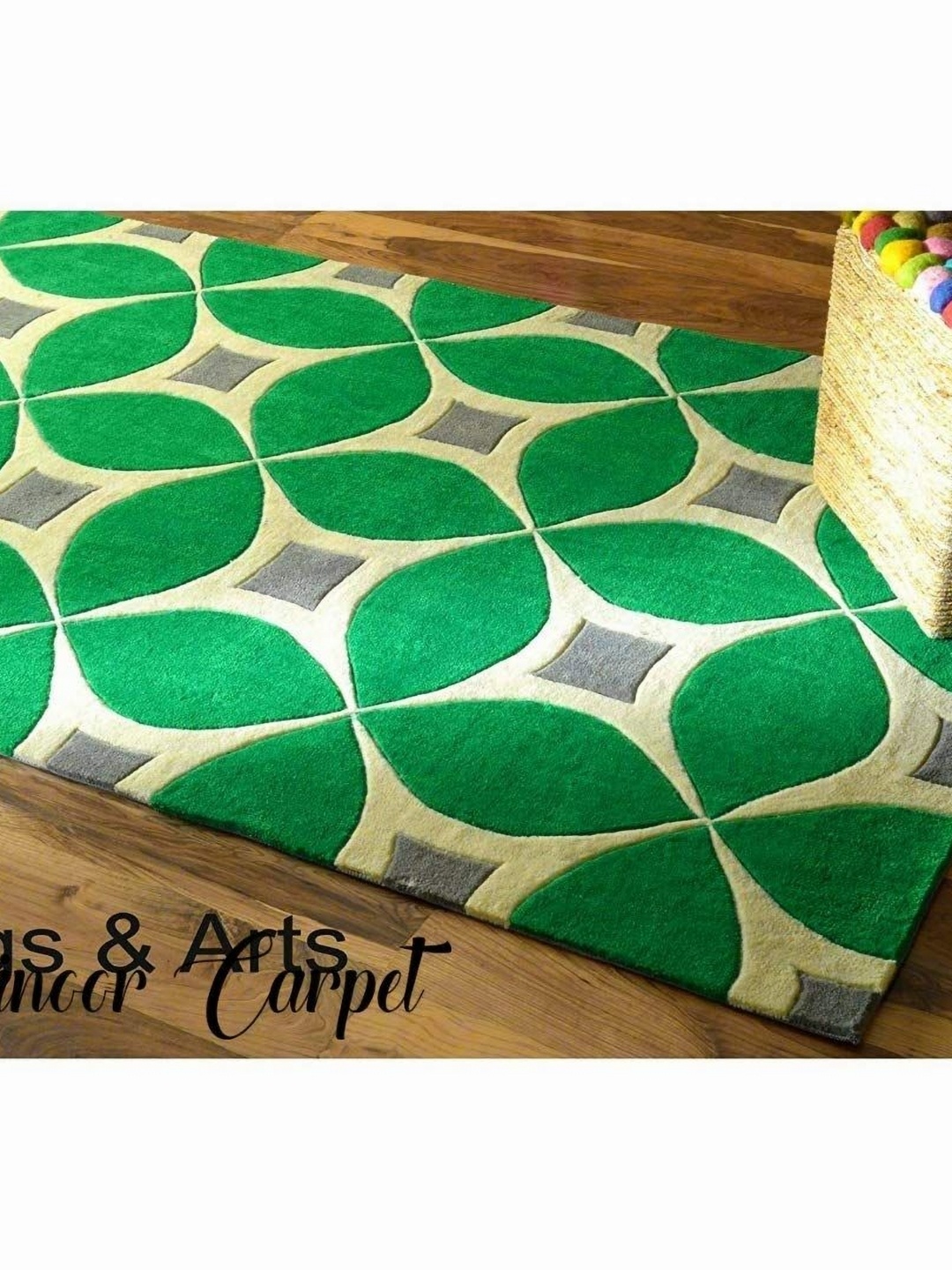

IMRA CARPET Green Geometric Woollen Carpet