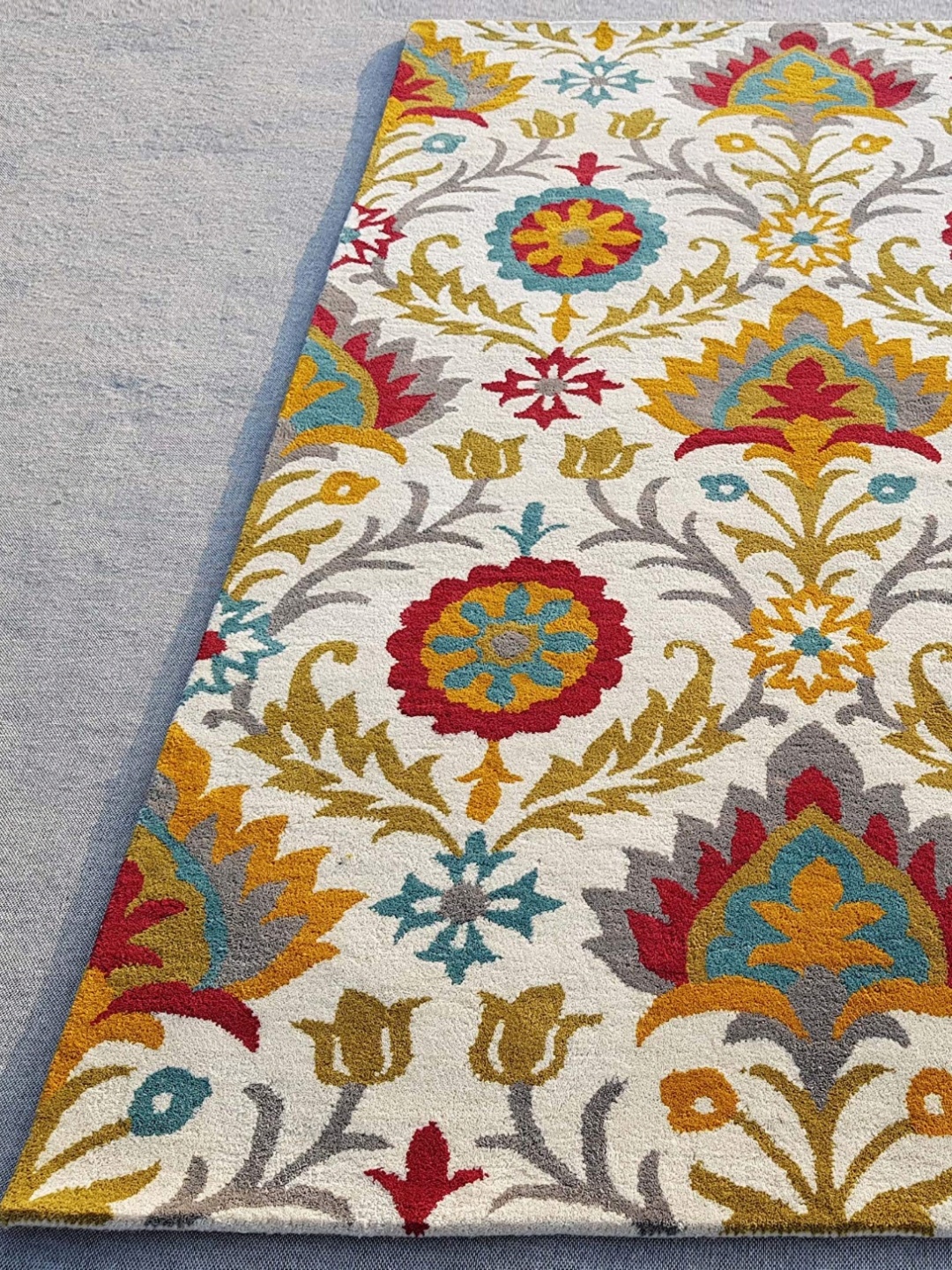 

IMRA CARPET Grey & Red Ethnic Motifs Woollen Carpet