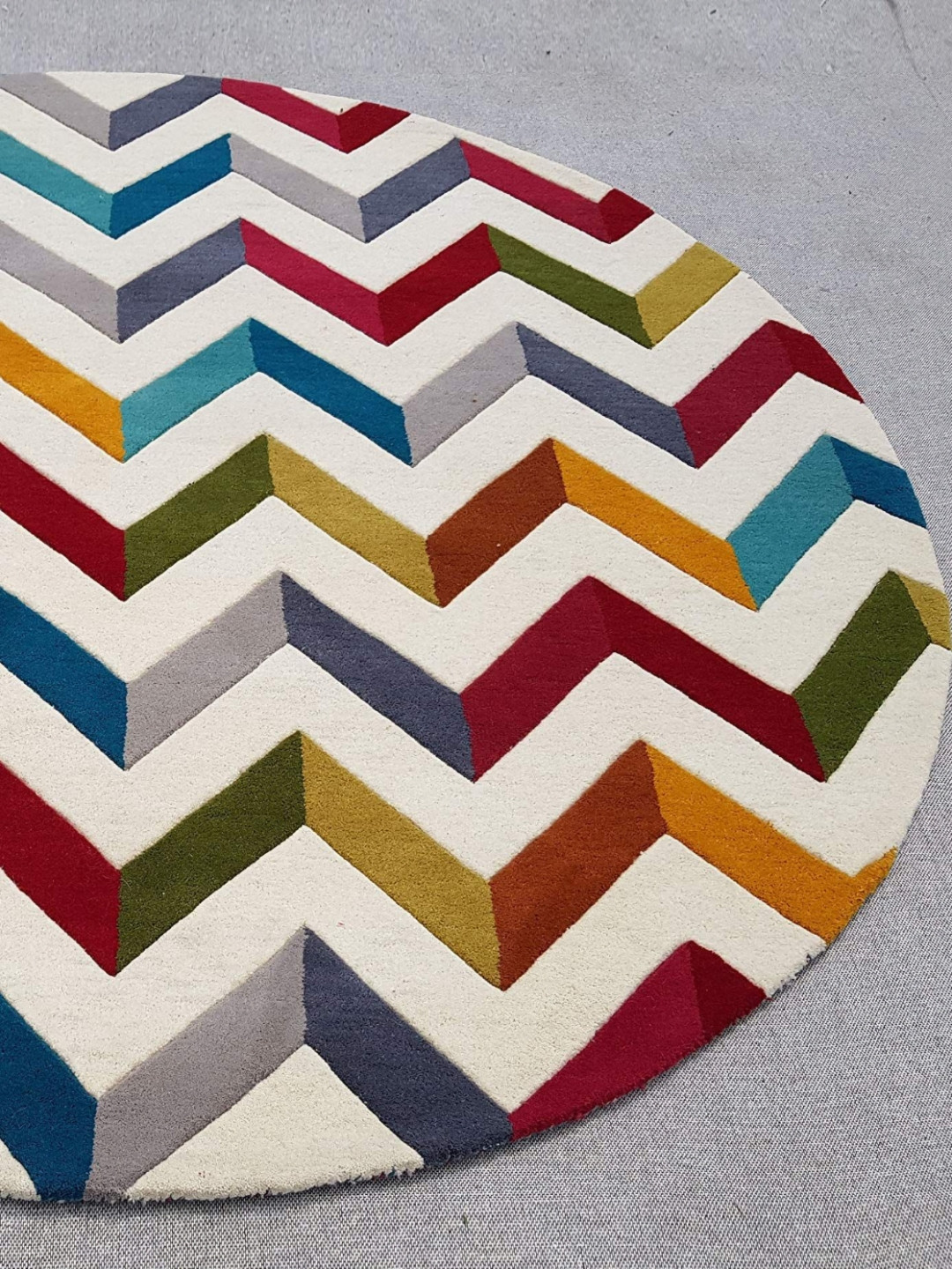 

IMRA CARPET Grey & White Geometric Woollen Carpet