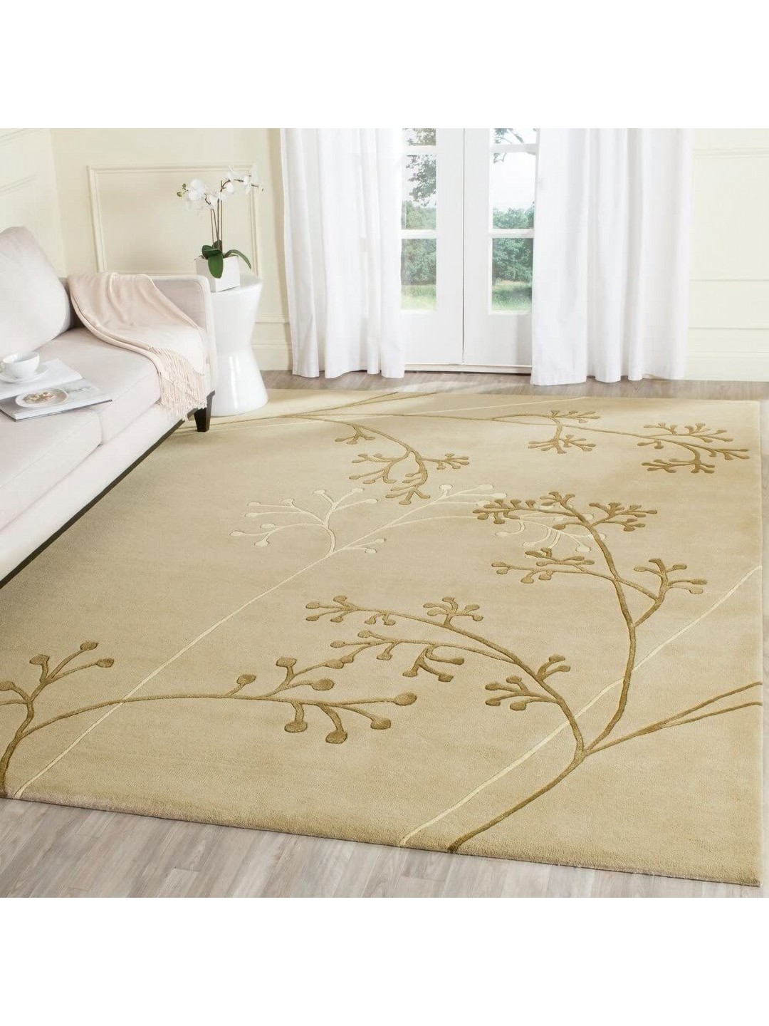 

IMRA CARPET Beige & White Floral Contemporary Woollen Carpet