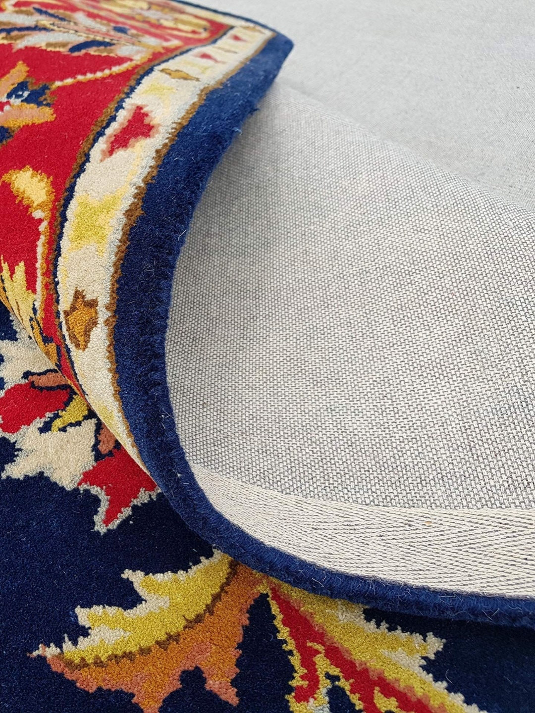 

IMRA CARPET Blue Floral Contemporary Woollen Carpet