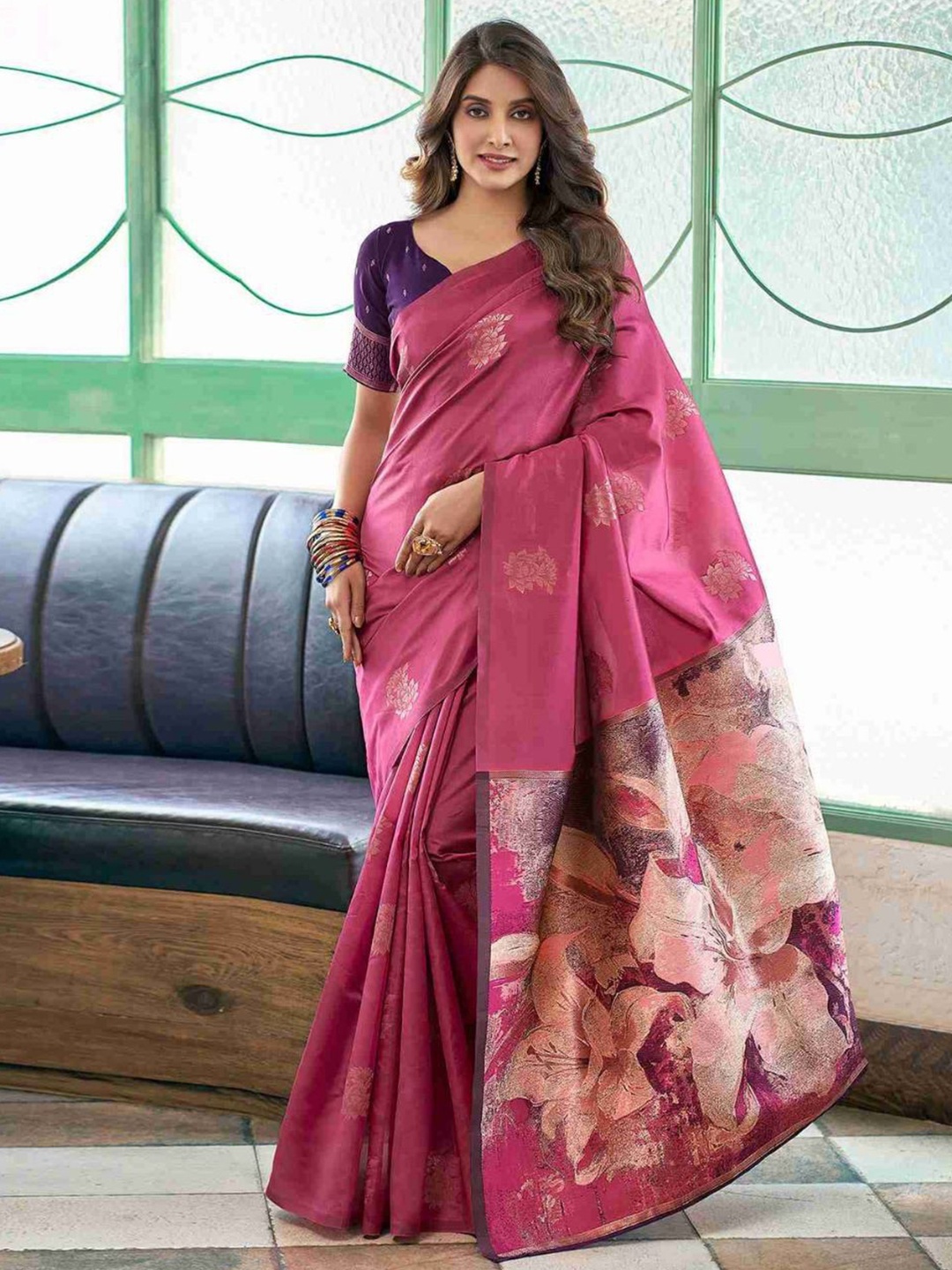 

SHIJILA Woven Design Zari Kanjeevaram Saree, Pink