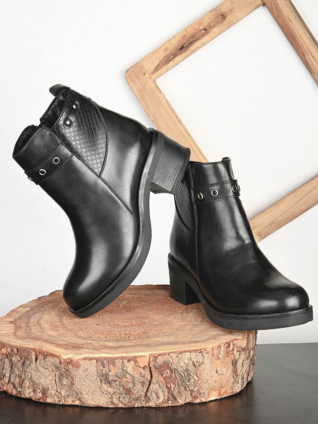 

Alleviater Women Block Heeled Regular Boots, Black