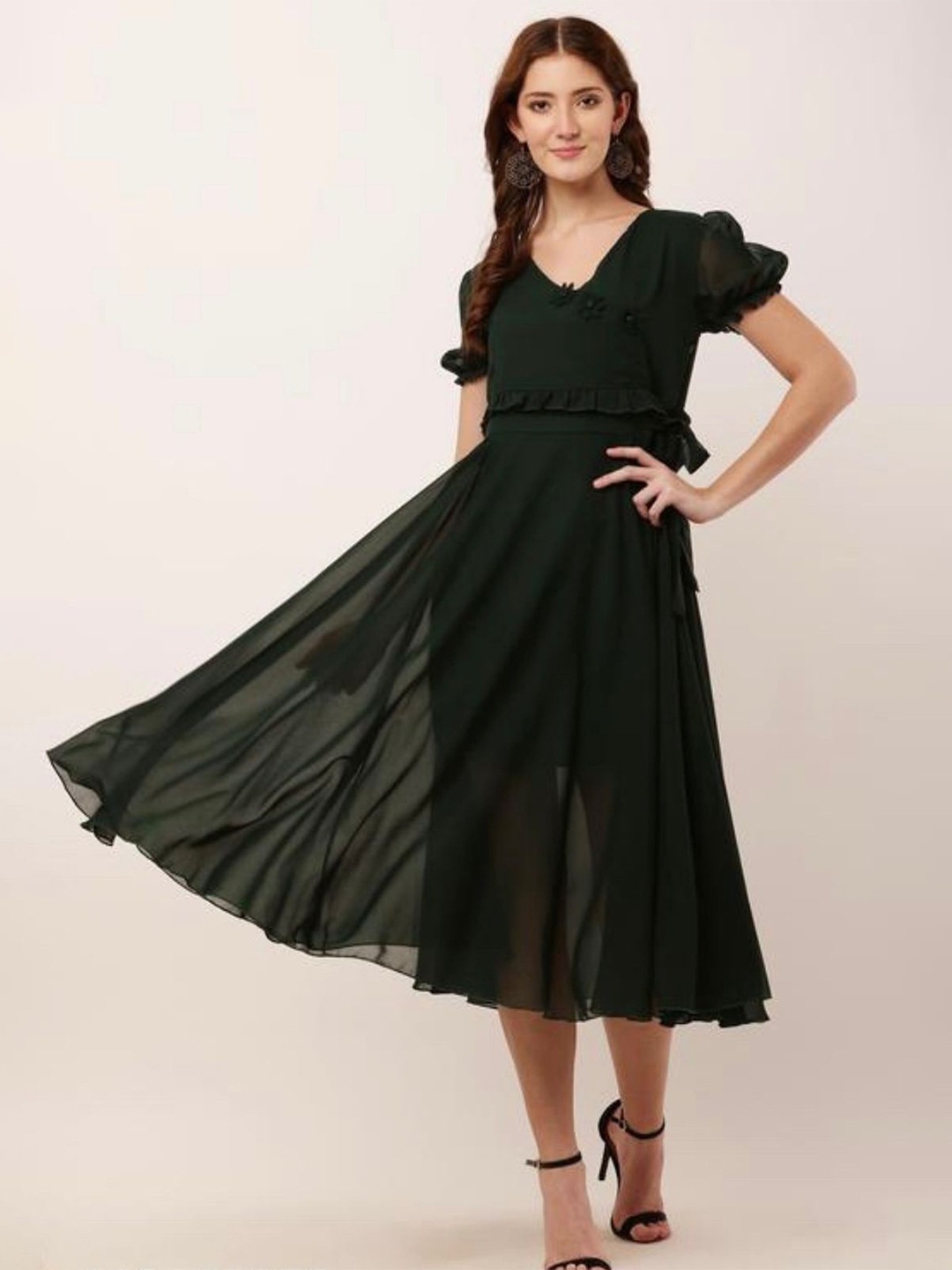 

Vastrasky Global Flutter Sleeve Georgette Empire Longline Top, Green