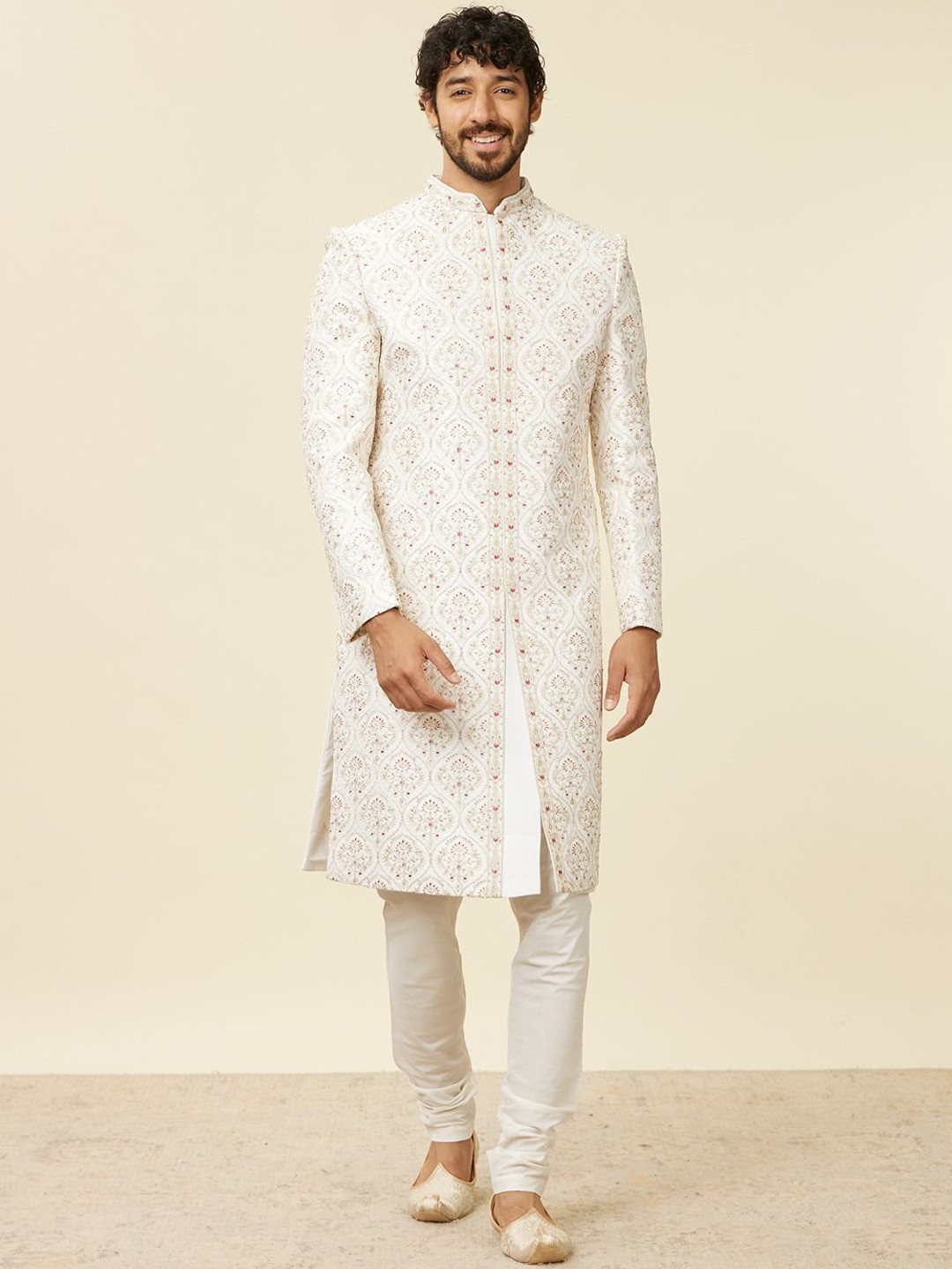 

Manyavar Men Embroidered Sherwani Set, White