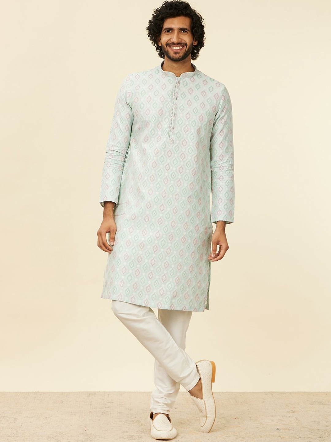 

Manyavar Men Ethnic Motifs Printed Regular Kurta with Pyjamas, Blue