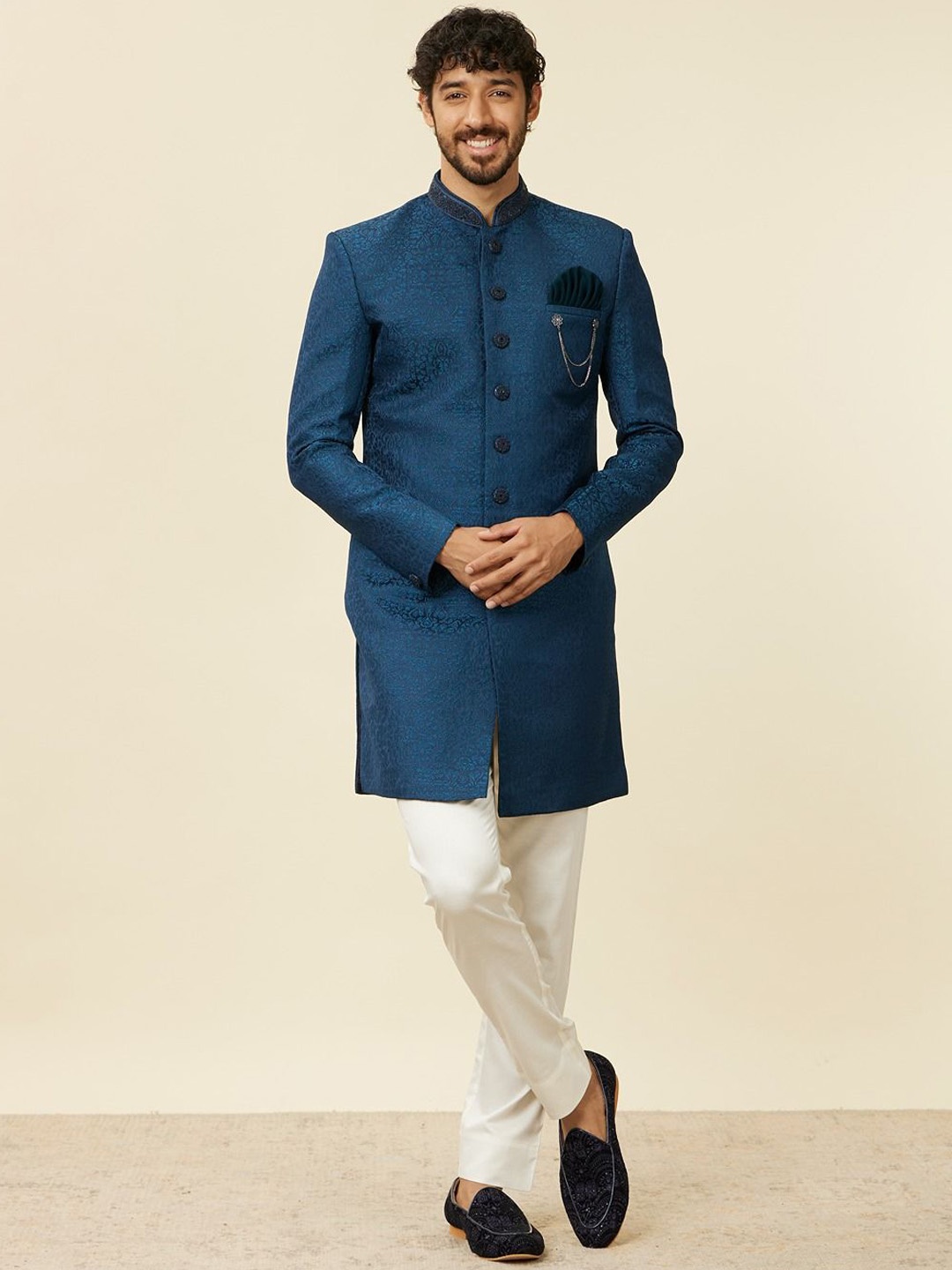 

Manyavar Men Brocade Sherwani Set, Teal