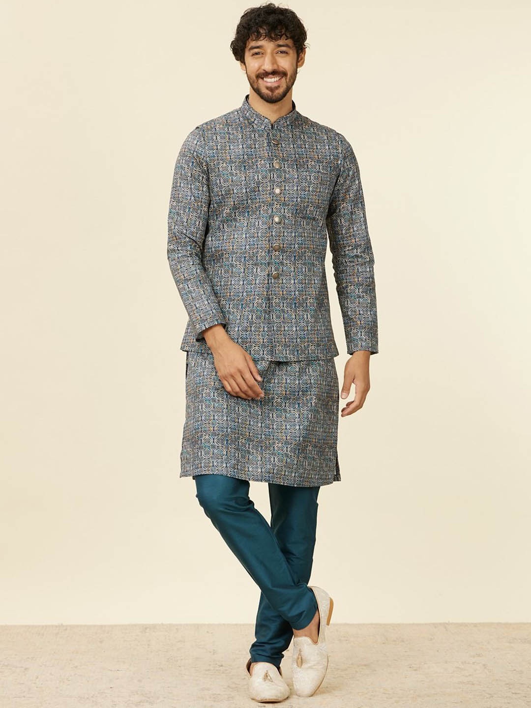

Manyavar Printed Woven Nehru Jacket, Blue