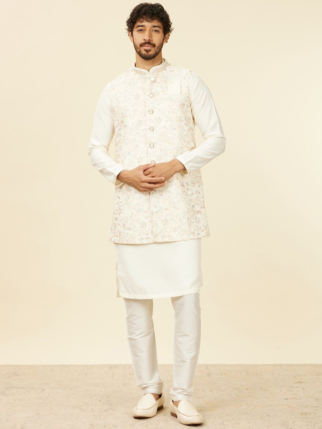 

Manyavar Mandarin Collar Straight Kurta with Pyjamas & Nehru Jacket, White