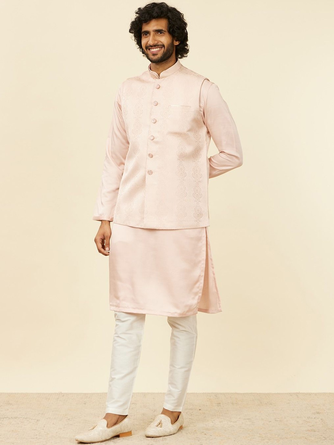 

Manyavar Men Brocade Jacquard Nehru Jacket, Pink