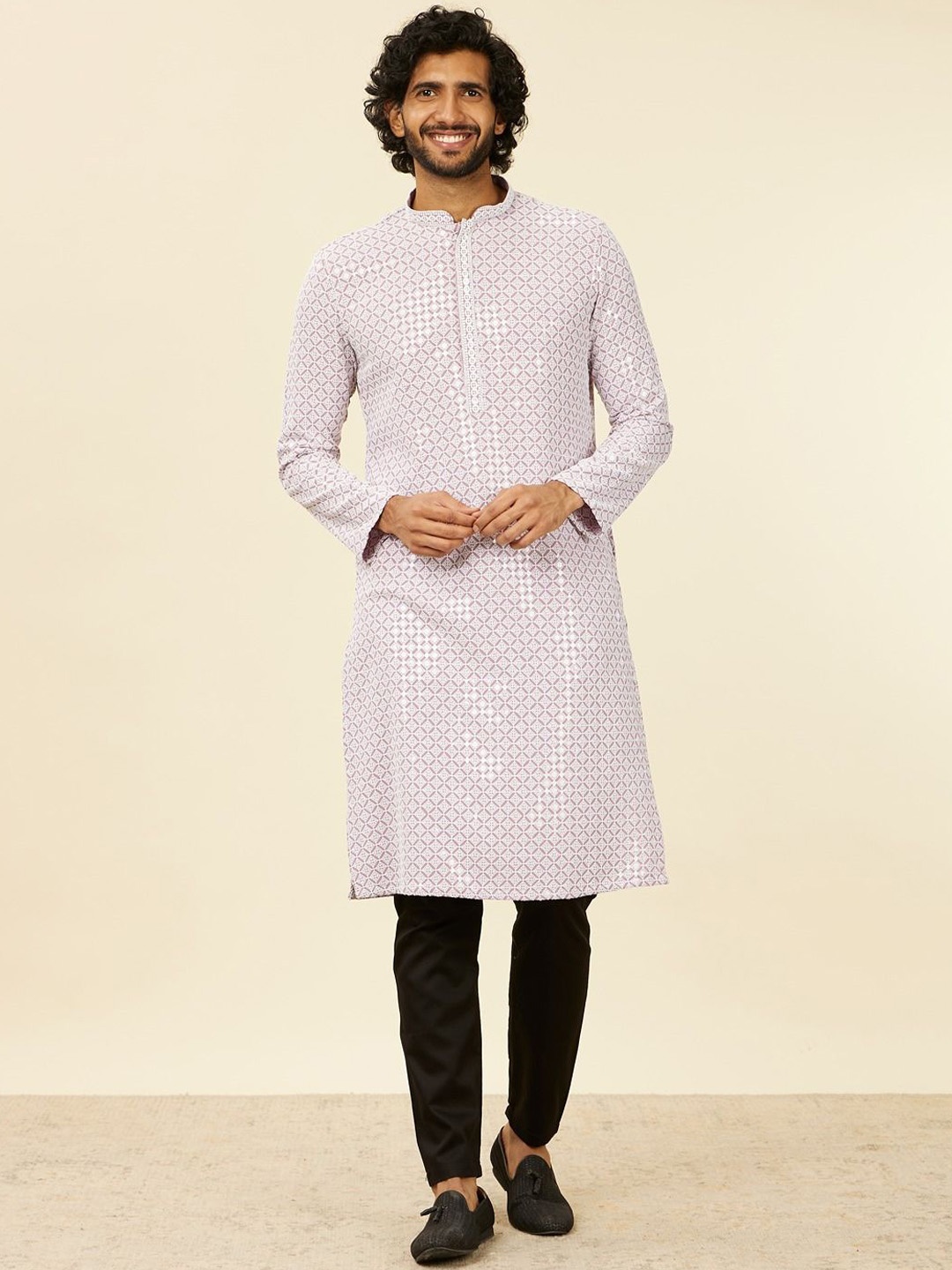 

Manyavar Men Ethnic Motifs Embroidered Regular Kurta with Pyjamas, Purple