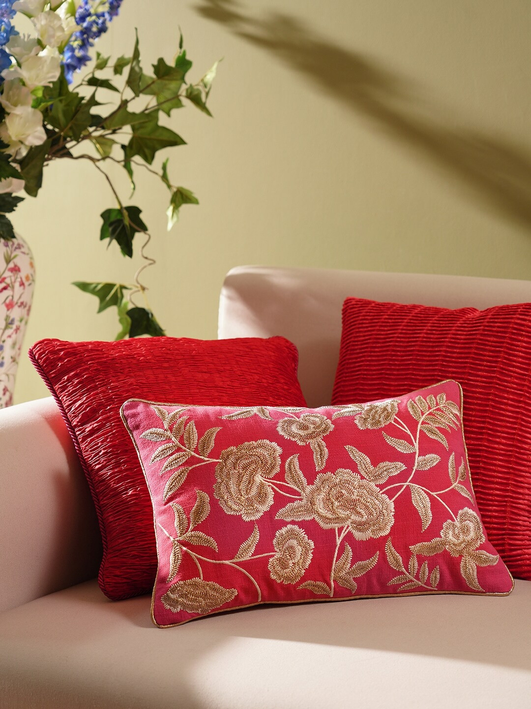 

Pure Home and Living Pink & Gold-Toned Embroidered Rectangle Cushion Covers