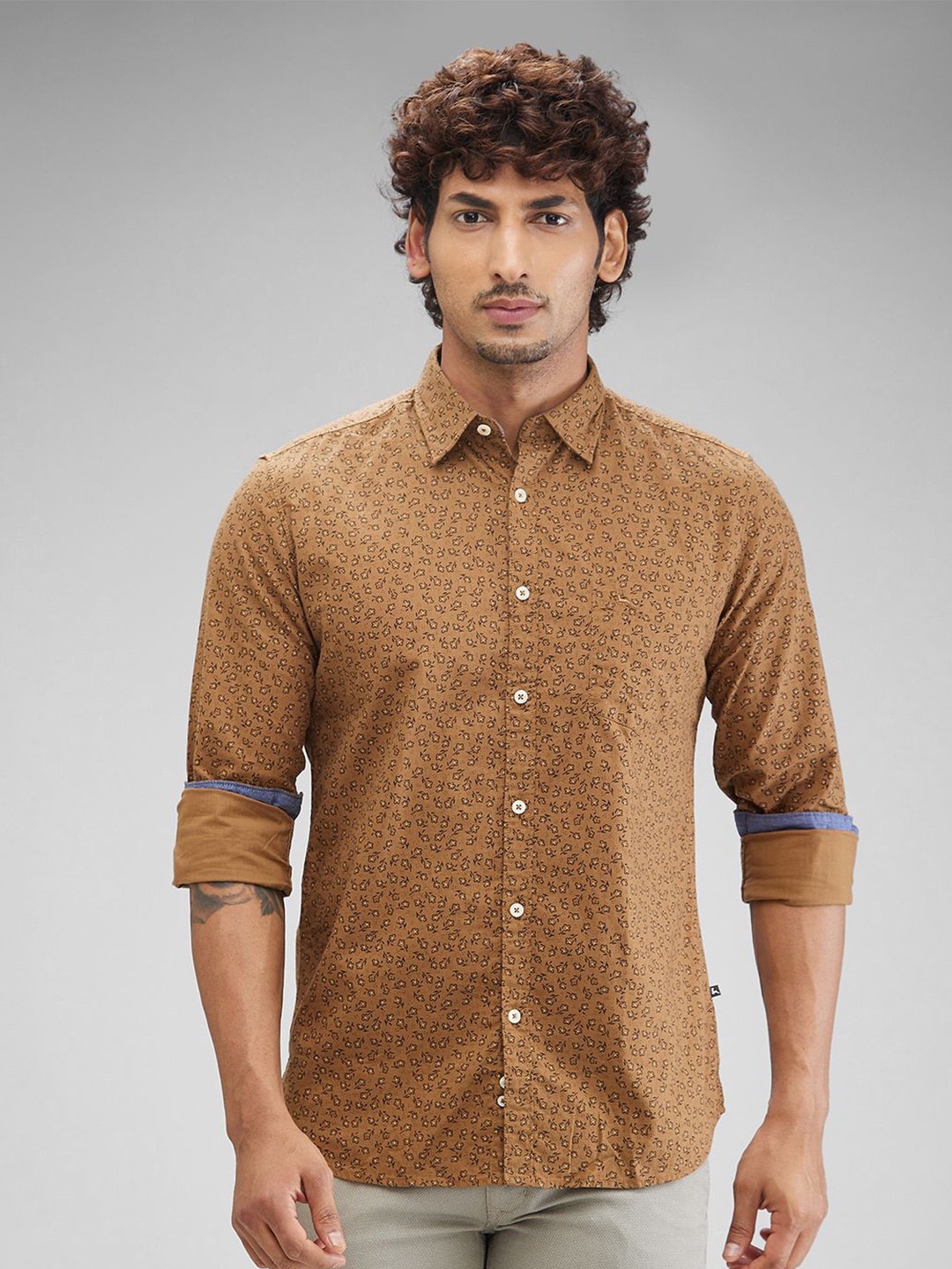 

Parx Men Slim Fit Floral Opaque Printed Casual Shirt, Brown