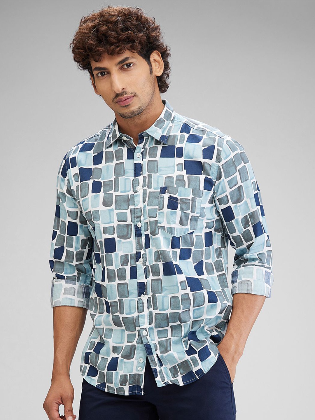 

Parx Men Slim Fit Opaque Printed Casual Shirt, White