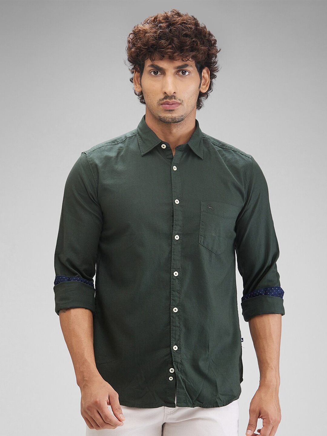 

Parx Men Slim Fit Opaque Casual Shirt, Green