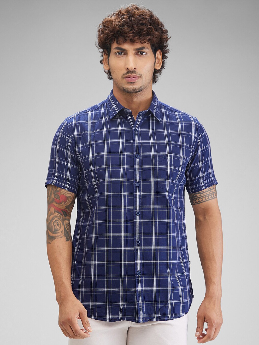 

Parx Men Slim Fit Tartan Checks Opaque Checked Casual Shirt, Blue