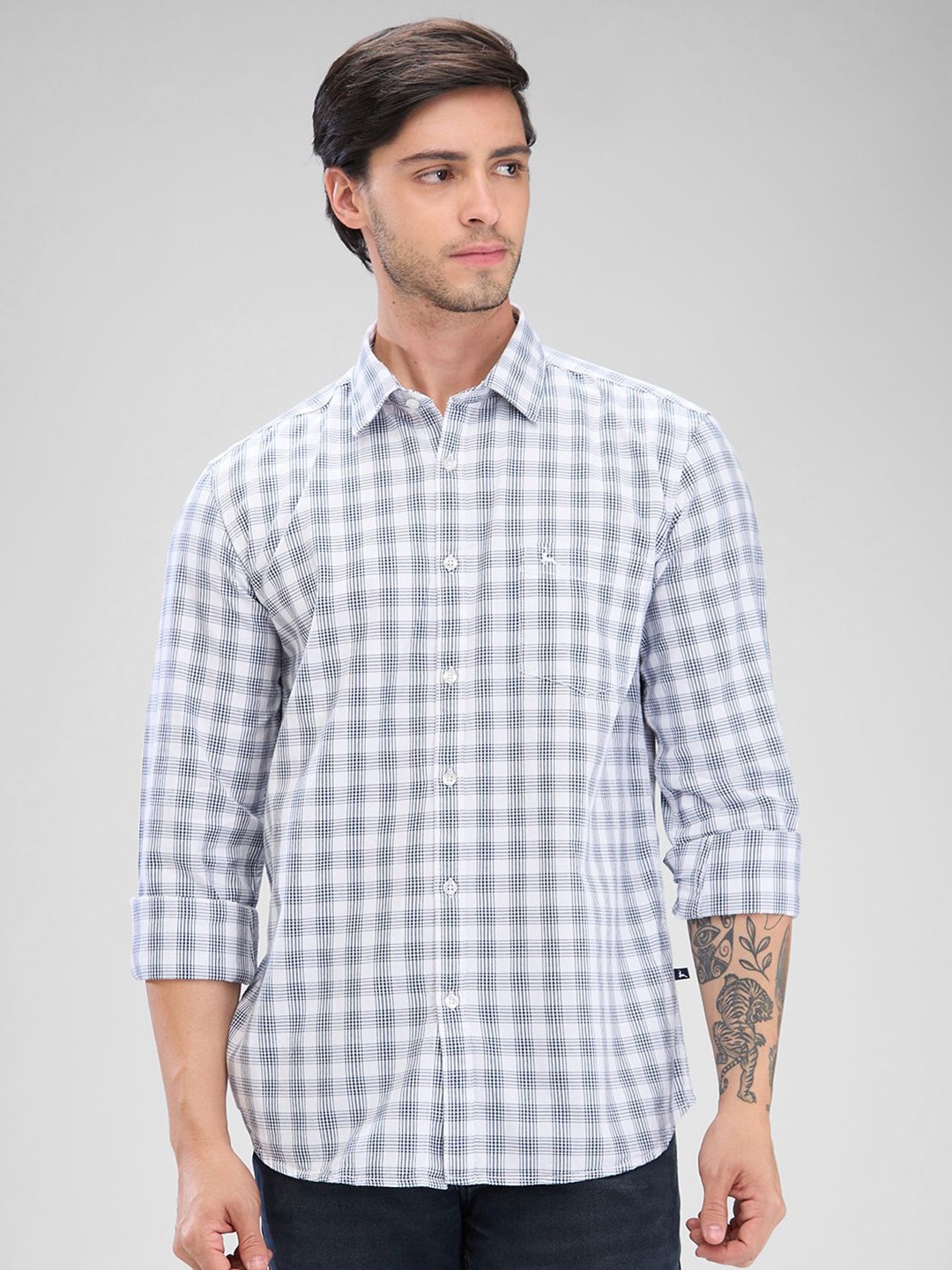 

Parx Men Slim Fit Gingham Checks Opaque Checked Casual Shirt, White