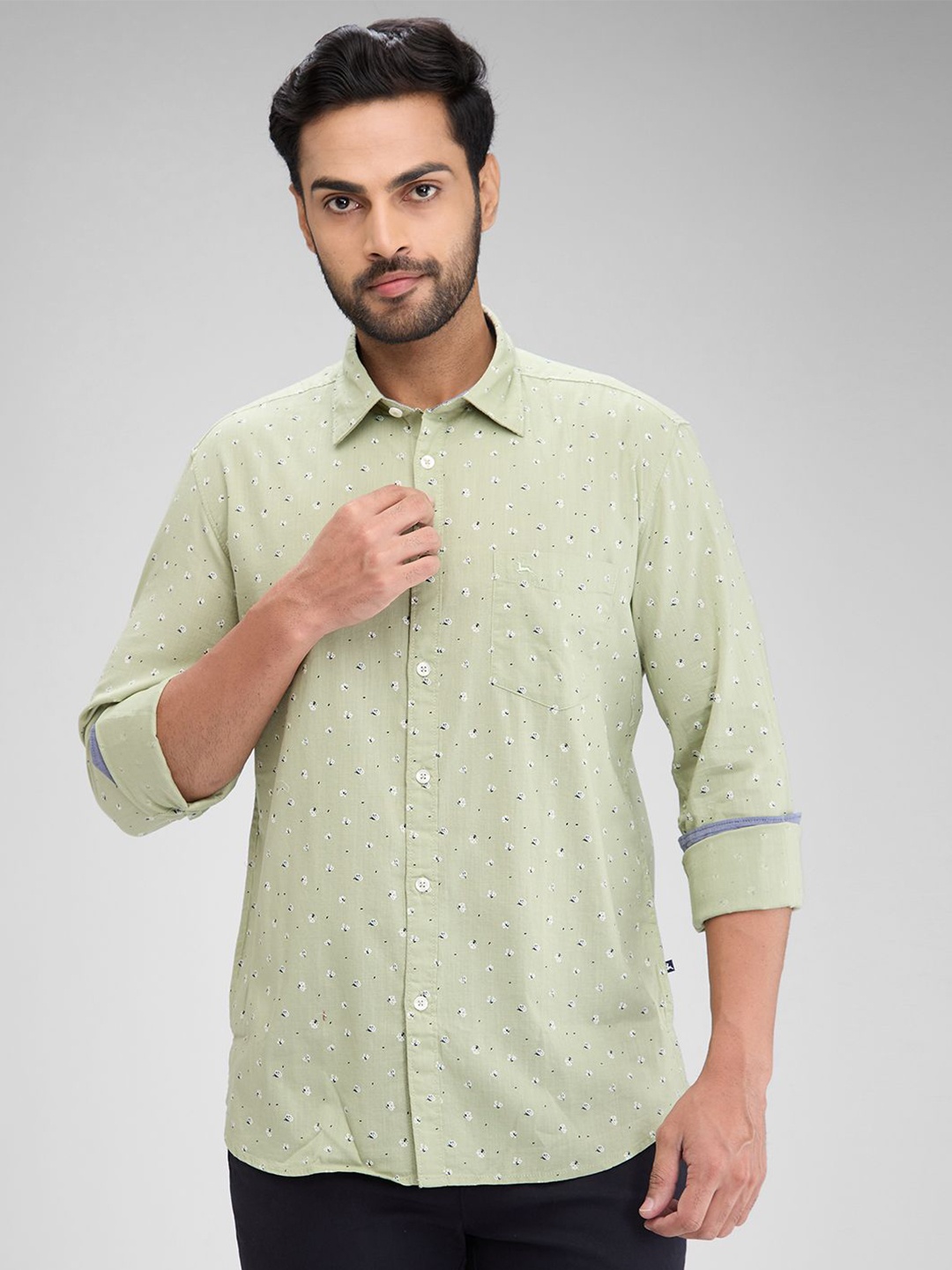

Parx Men Slim Fit Opaque Printed Casual Shirt, Green