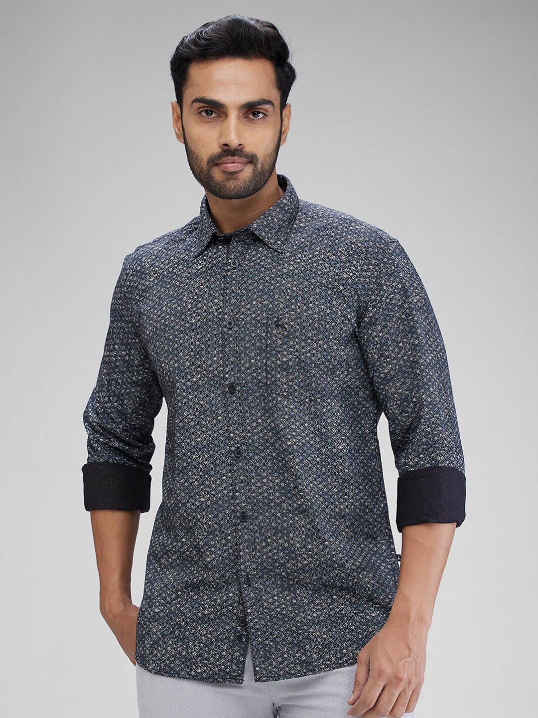 

Parx Men Slim Fit Opaque Printed Casual Shirt, Black