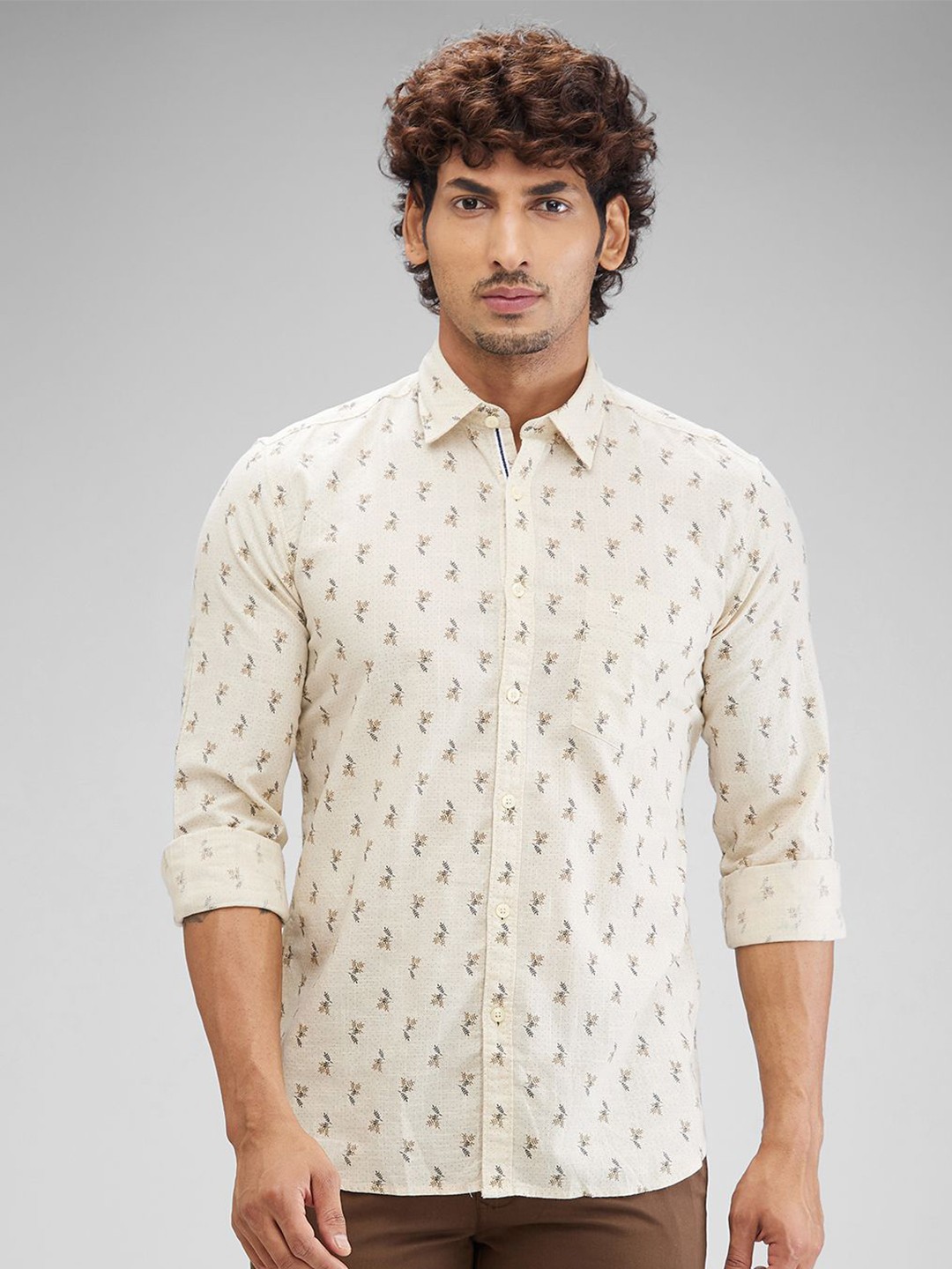

Parx Men Slim Fit Floral Opaque Printed Casual Shirt, Beige