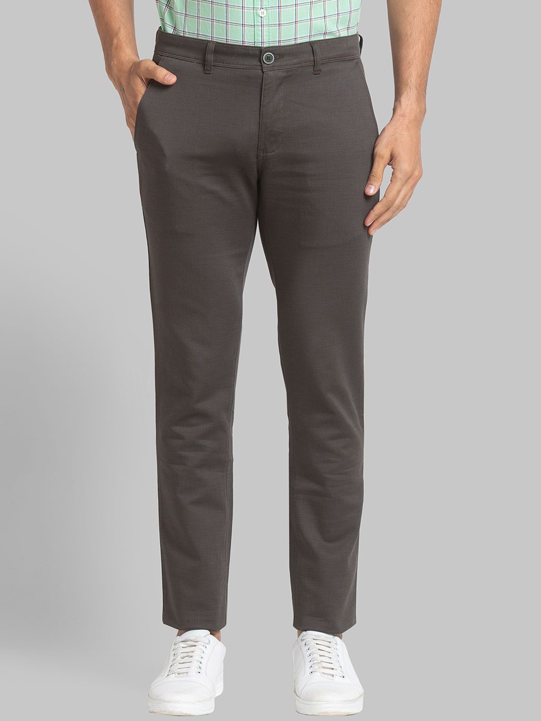 

Parx Men Tapered Fit Trousers, Green