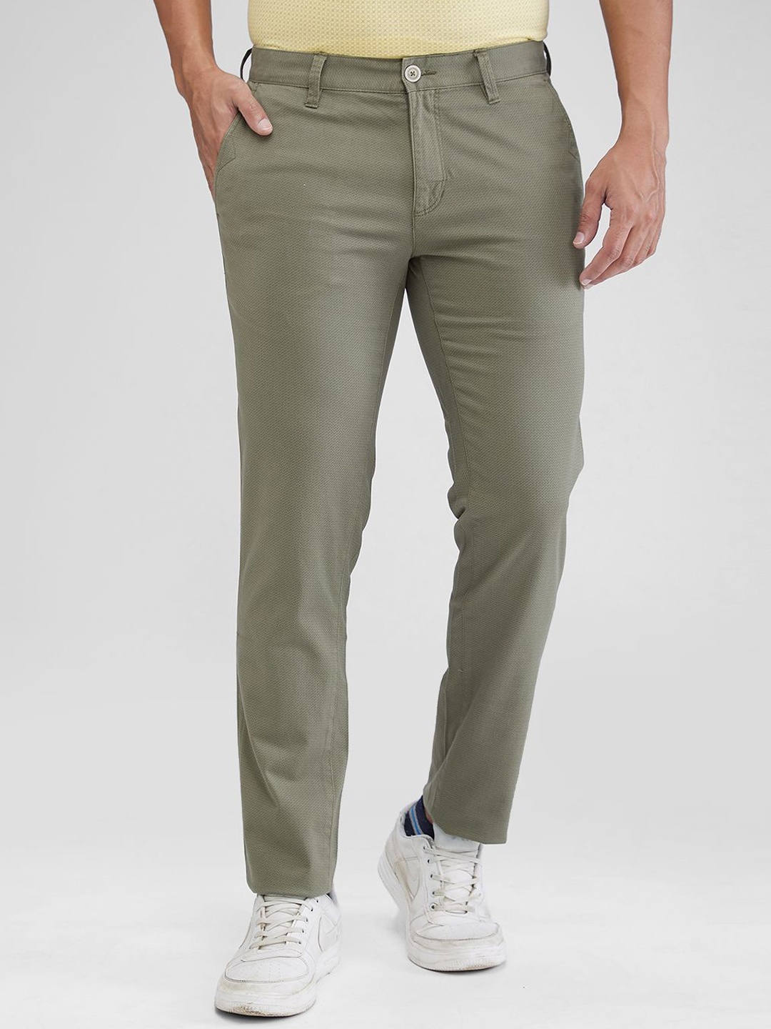 

Parx Men Tapered Fit Low-Rise Trousers, Green
