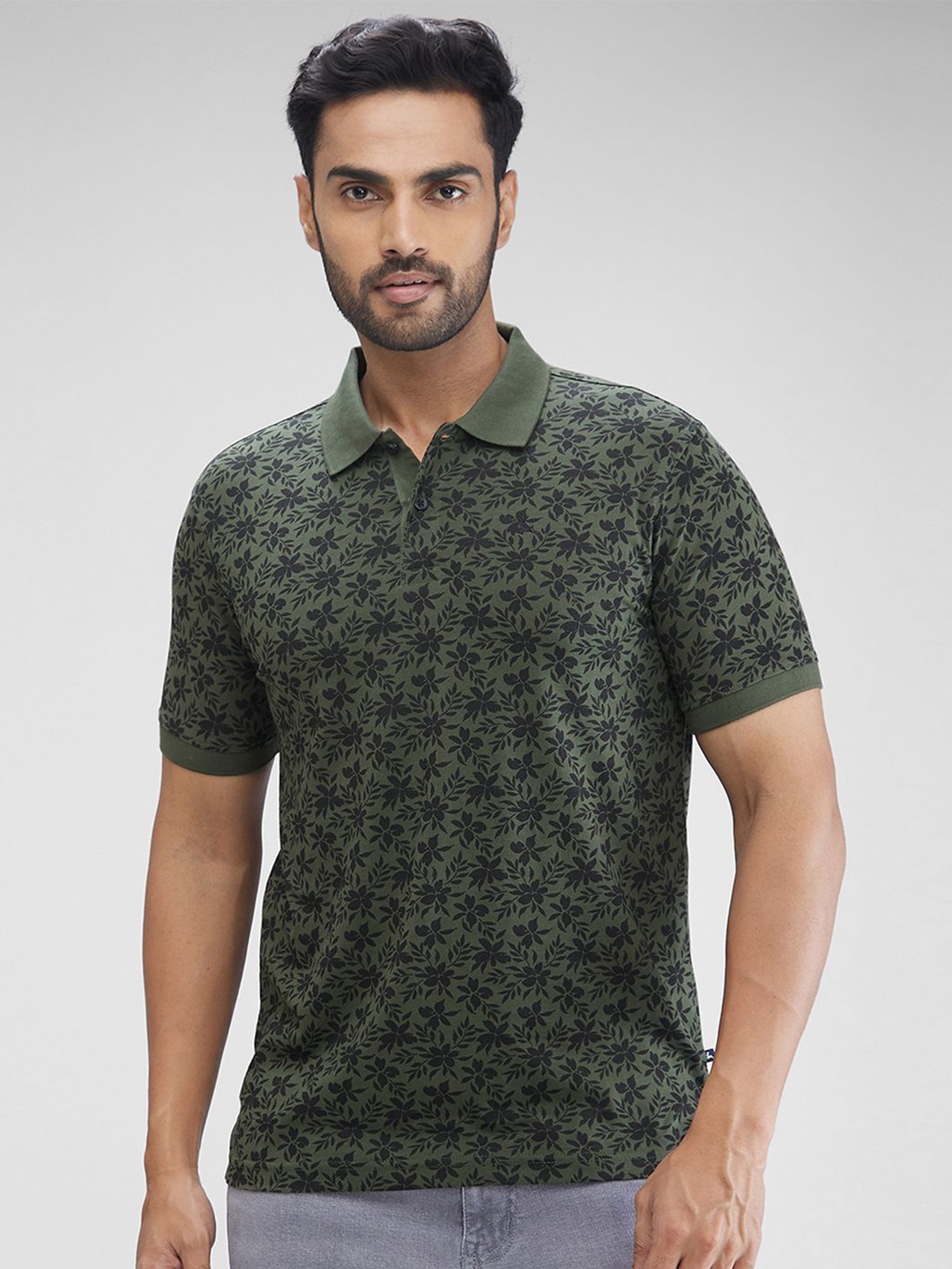 

Parx Men Floral Printed Polo Collar Pockets T-shirt, Green