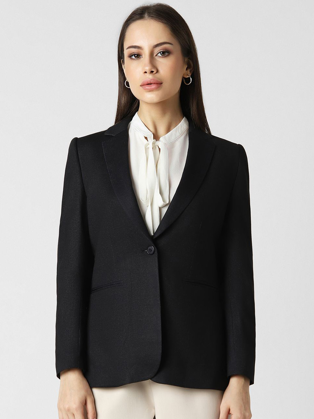 

Van Heusen Woman Single Breasted Blazer, Black