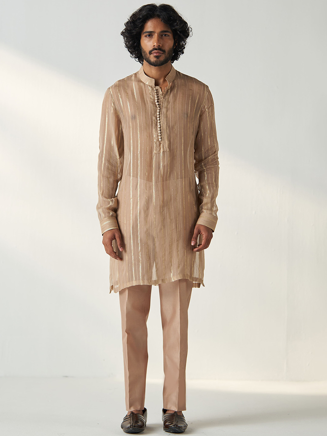 

STUDIO BAGECHAA Men Ethnic Motifs Embroidered Regular Thread Work Kurta with Trousers, Beige