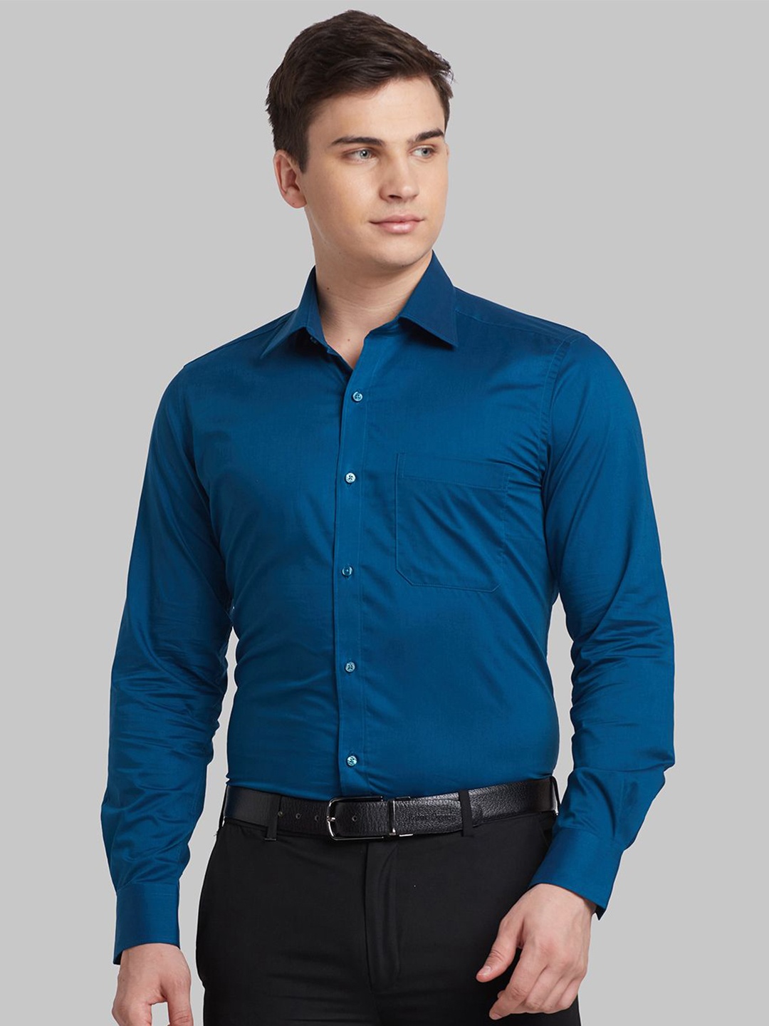 

Raymond Pure Cotton Contemporary Fit Shirt, Blue