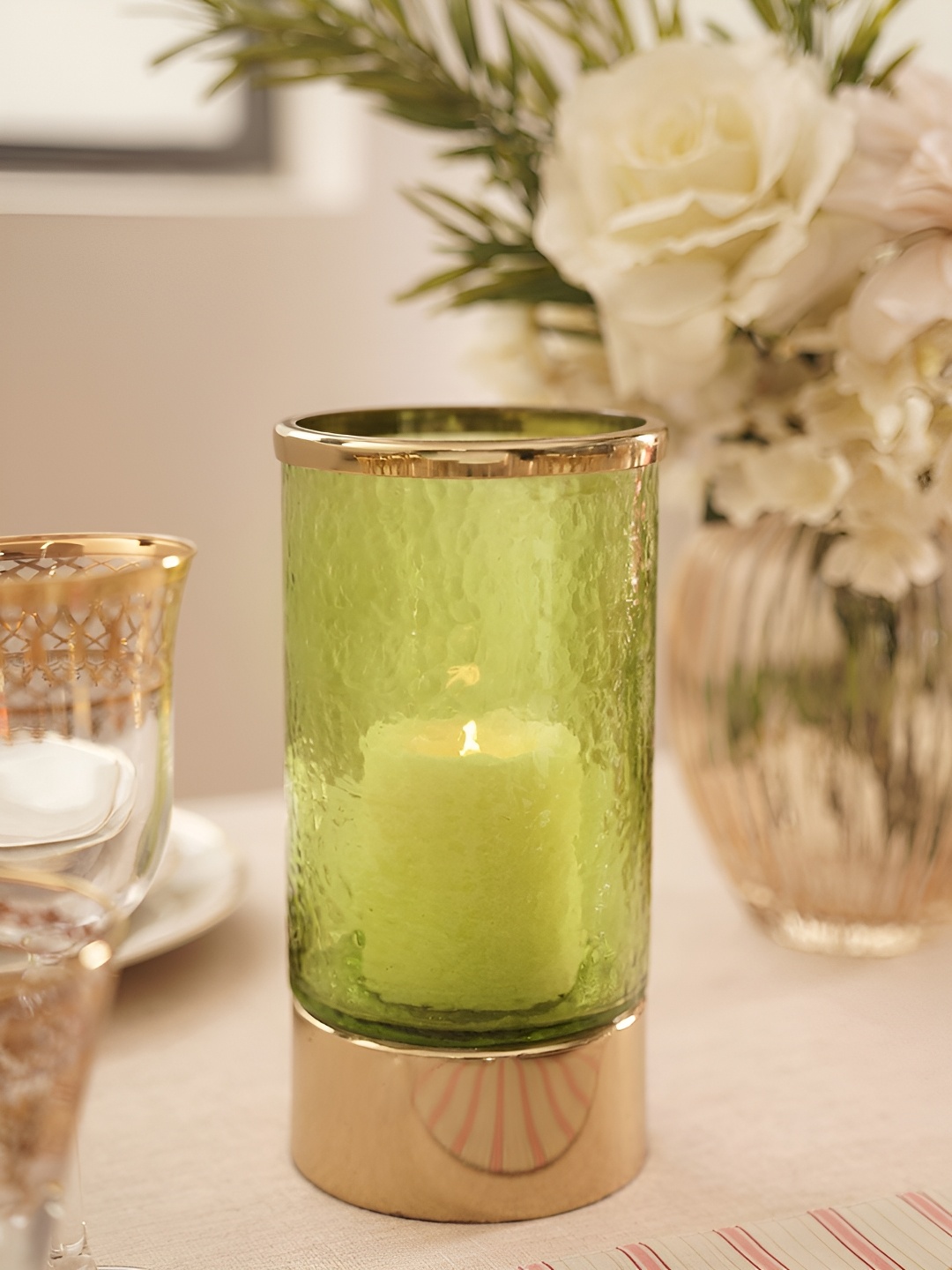 

Pure Home and Living Green & Gold-Toned Aluminium Candle Holder