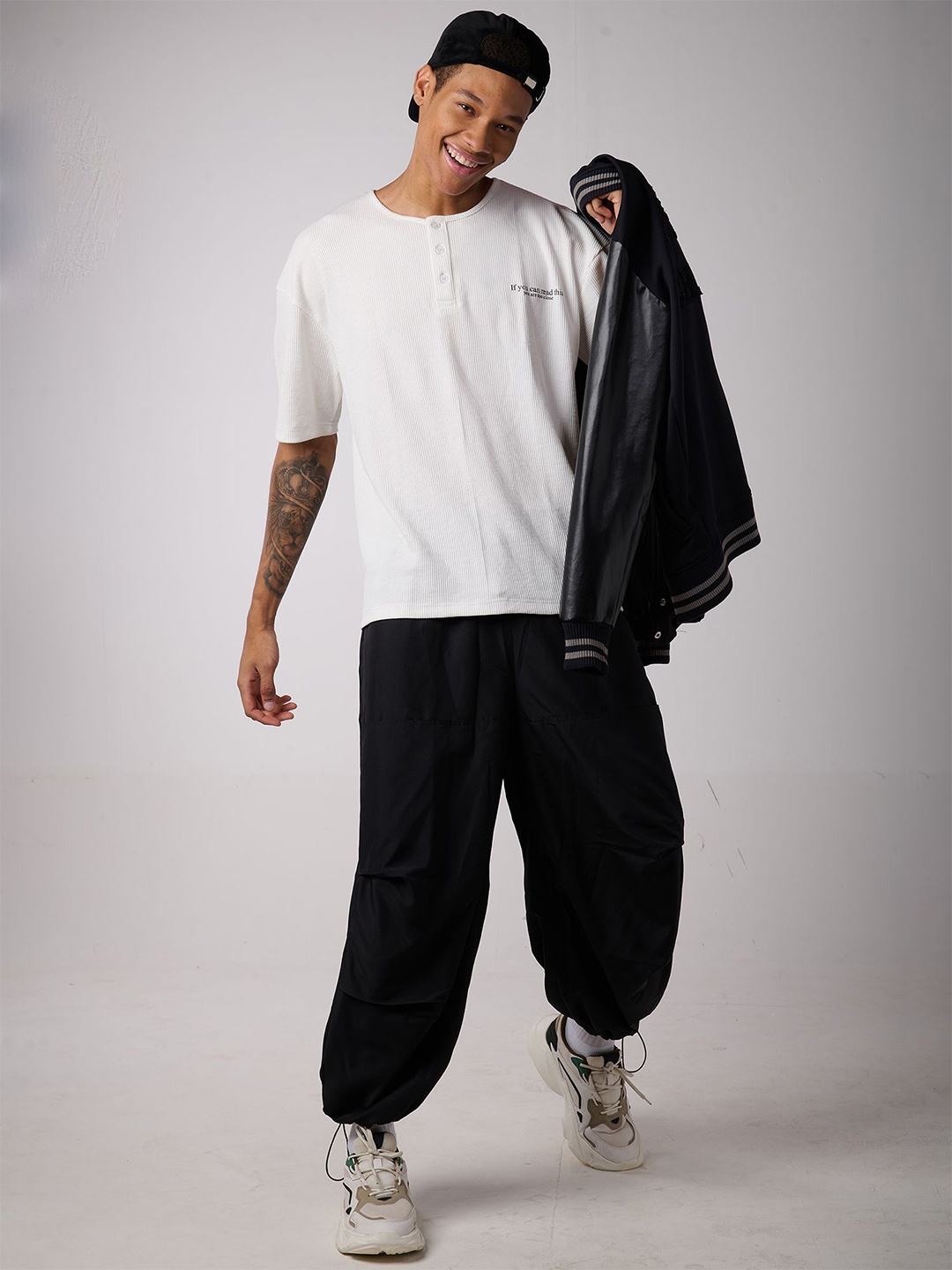 

IZF Men Round Neck Oversized T-shirt, White