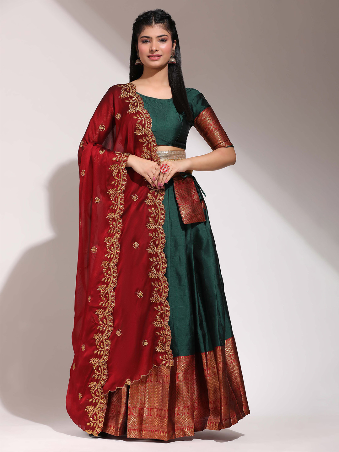 

Fabcartz Semi-Stitched Lehenga & Unstitched Blouse With Dupatta, Green
