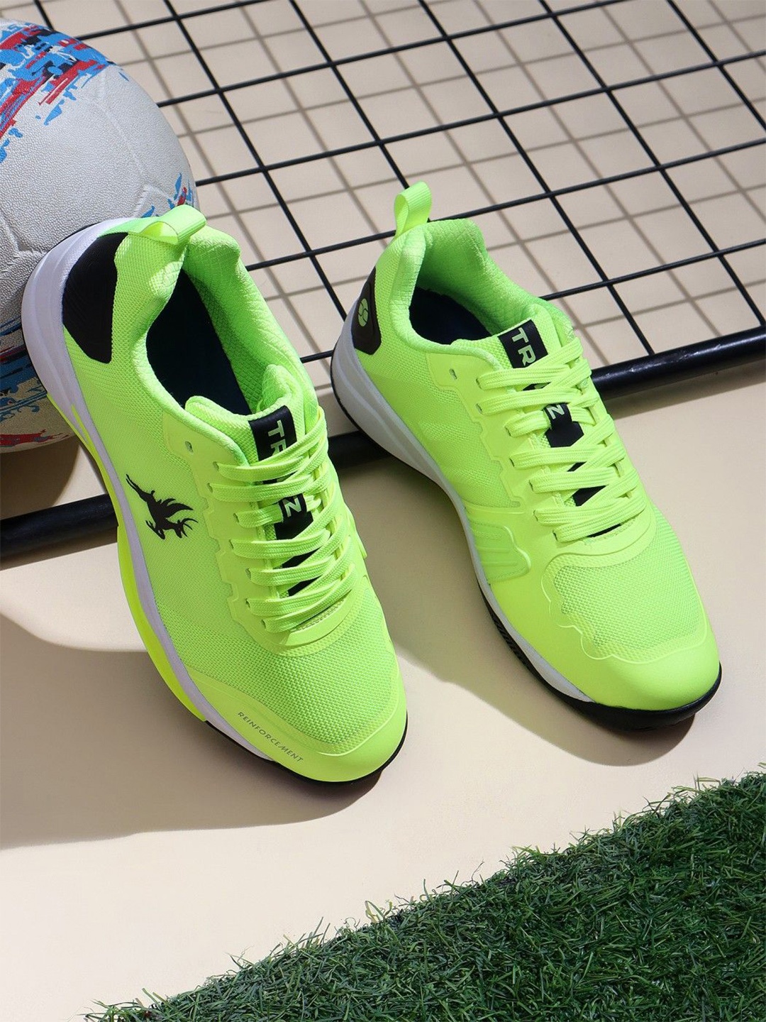 

Trenz Men Mesh Badminton Non-Marking Shoes, Green