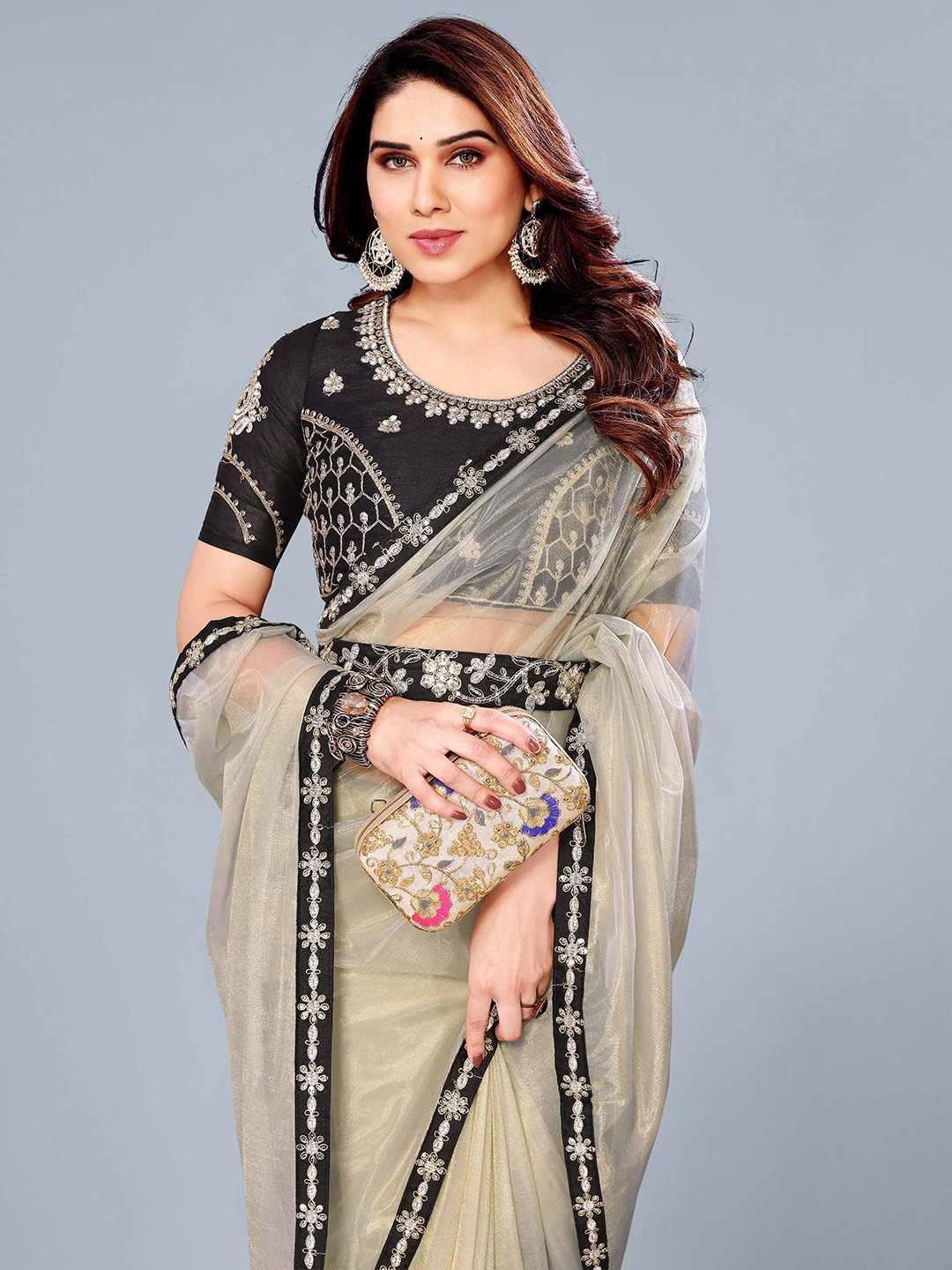 

Ashiya Fab Solid Embroidered Net Saree, Grey